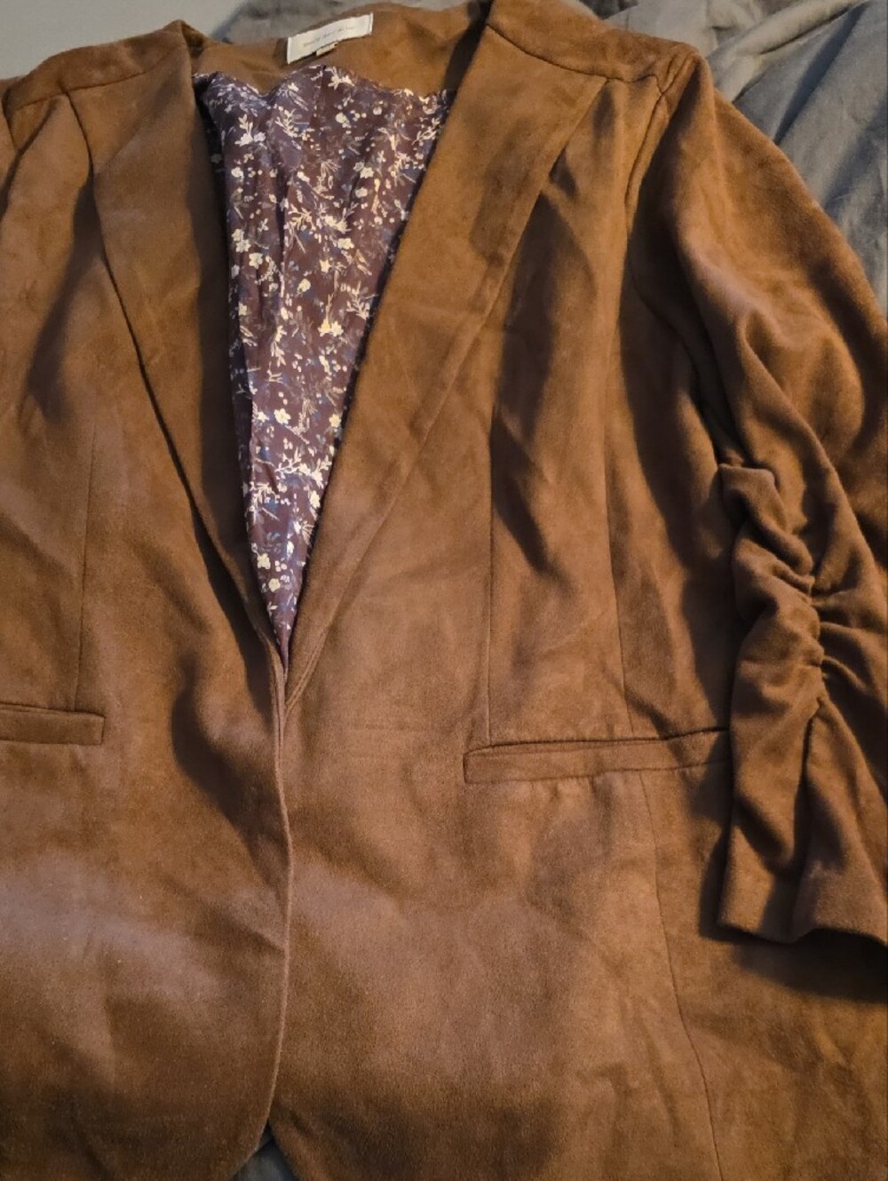Skies Are Blue Brown Suede Blazer with Floral Lining - Picture 3 of 3